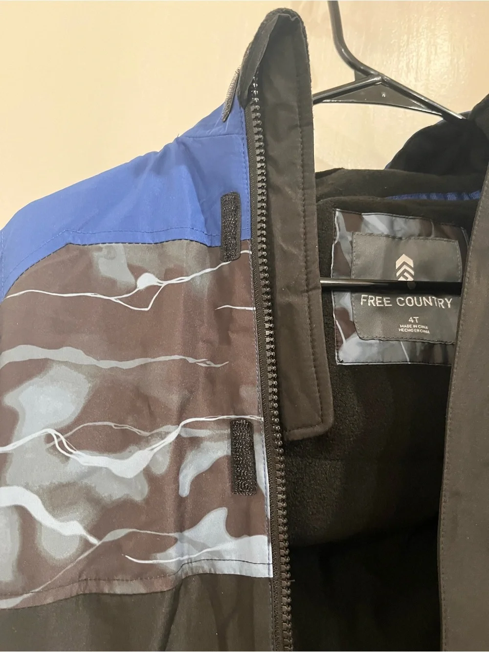 Free Country Blue and Black Toddler Girls ' Ski Jacket with Camouflage Accent